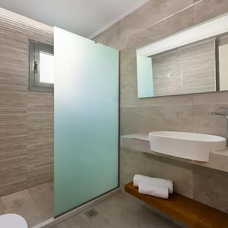 Lardos Luxury Apartments Exterior photo
