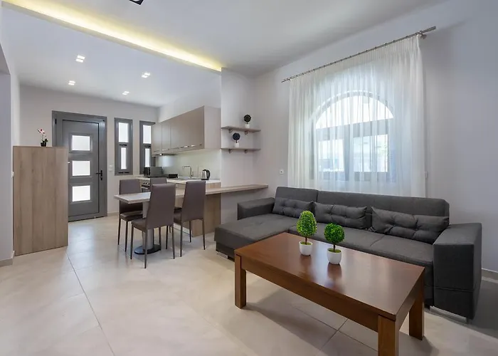 Lardos Luxury Apartments